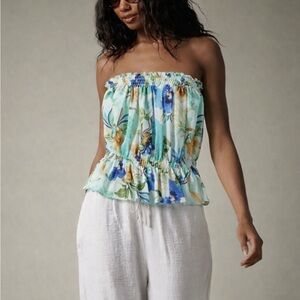 Floral Strapless Top with peplum. Size L